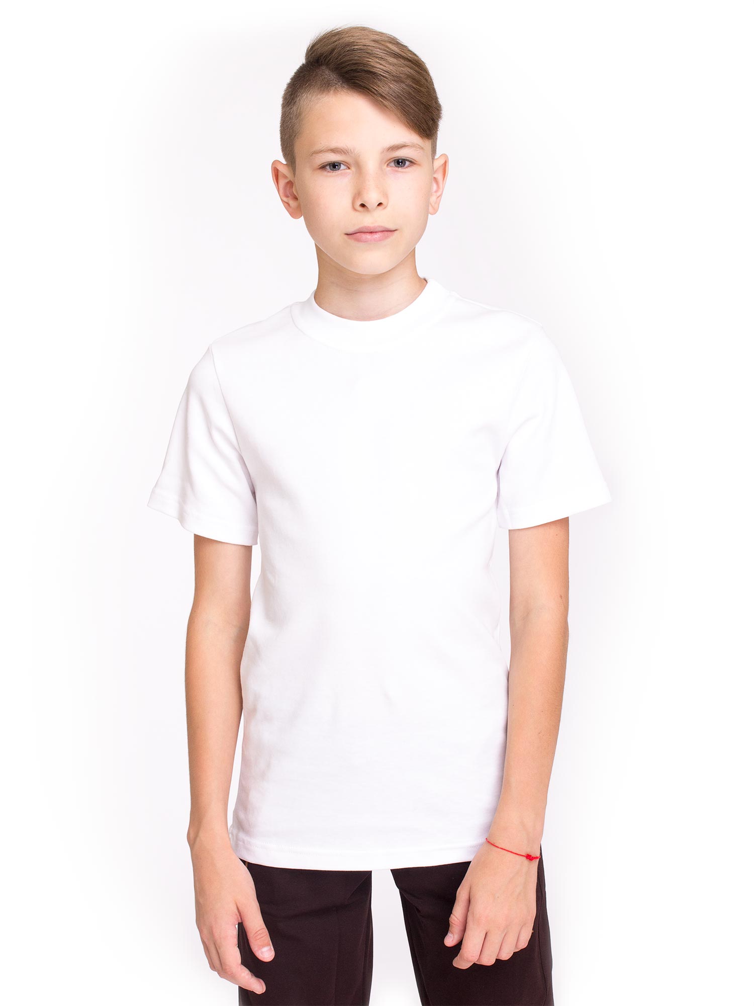 Белая детская футболка купить. Мальчик в белой футболке. "Детская белая футболка". Подросток в белой футболке. Белые футболки детские.